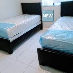 $599 For 2 Twin Beds With Mattress And Boxspring Brand New Free Delivery 