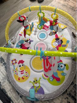 Yookidoo Baby Gym Lay to Sit-Up Playmat. 3-in-1 Newborns Activity Center with Tummy Time Toys, Pillow & Infant Miror. 0-12 Month