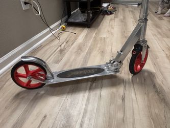 Razor A5 lux scooter. (Both kids and adults )