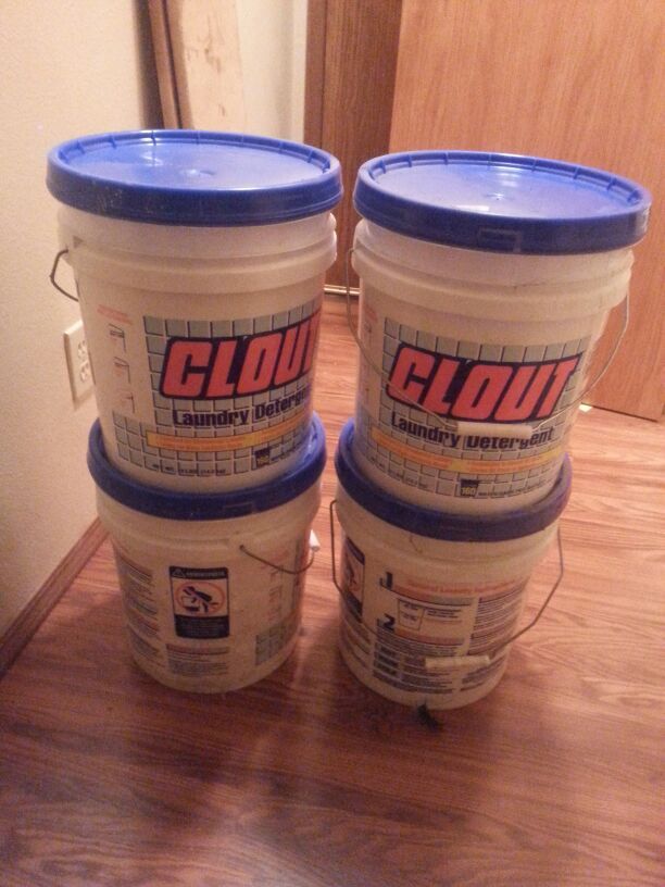 5 gallon bucket of Costco laundry detergent