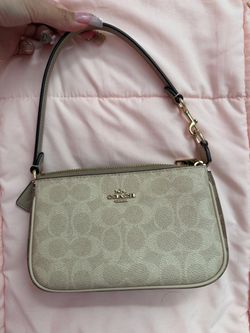 Coach Signature Mini Shoulder Bag nolita 19 gold/tan/sand
