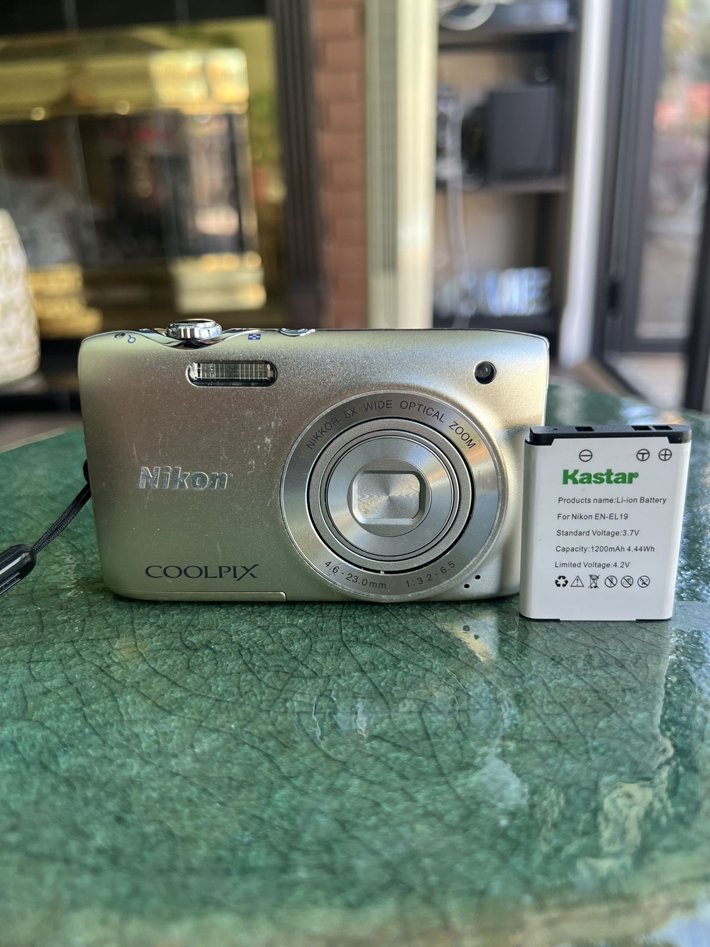 nikon coolpix s3100