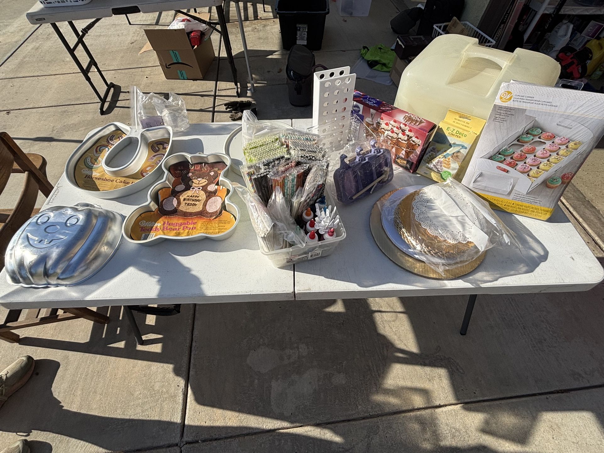 Cake, Cupcake, and Cake pop Supplies