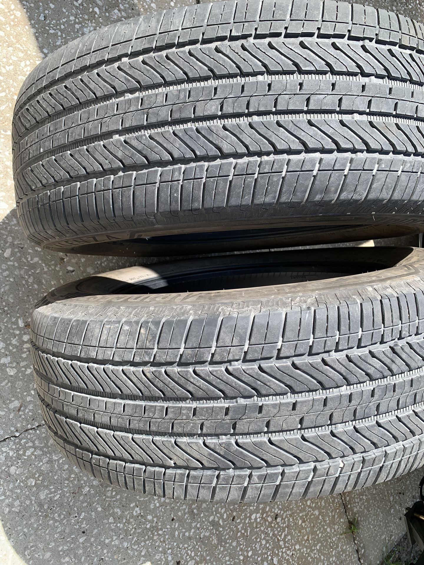 2 bridgestone alenza tires, 275/60/20