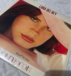 Lana Del Rey UO Honeymoon red vinyl