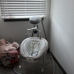 Graco DuetConnect Deluxe Multi-Direction Baby Swing and Bouncer