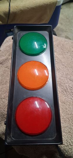 Traffic light replica
