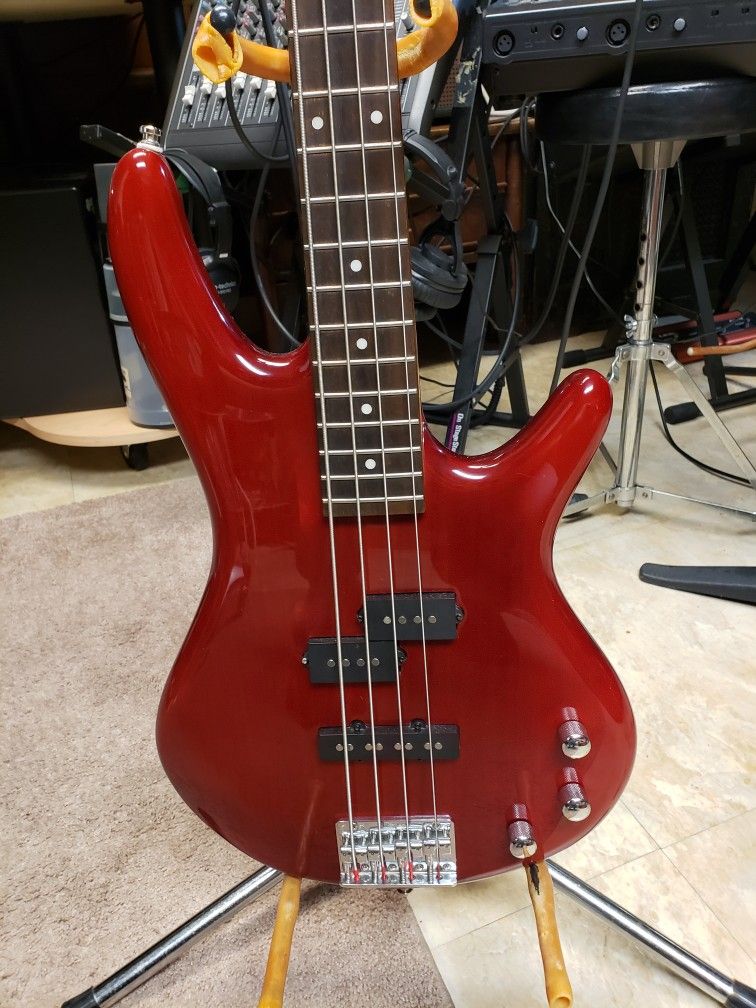 Ibanez Gio Soundgear Bass 2003