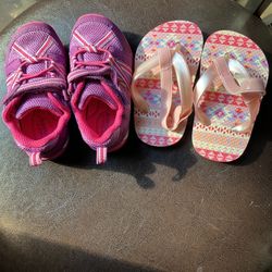 Little Girl Shoes Or Sandals Size 5
