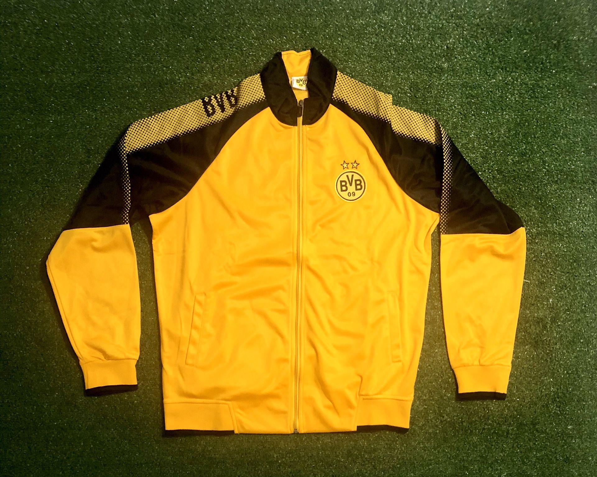 Borussia Dortmund Soccer jacket Adult Large. New