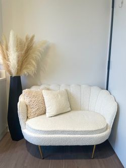 Teddy Loveseat Couch 