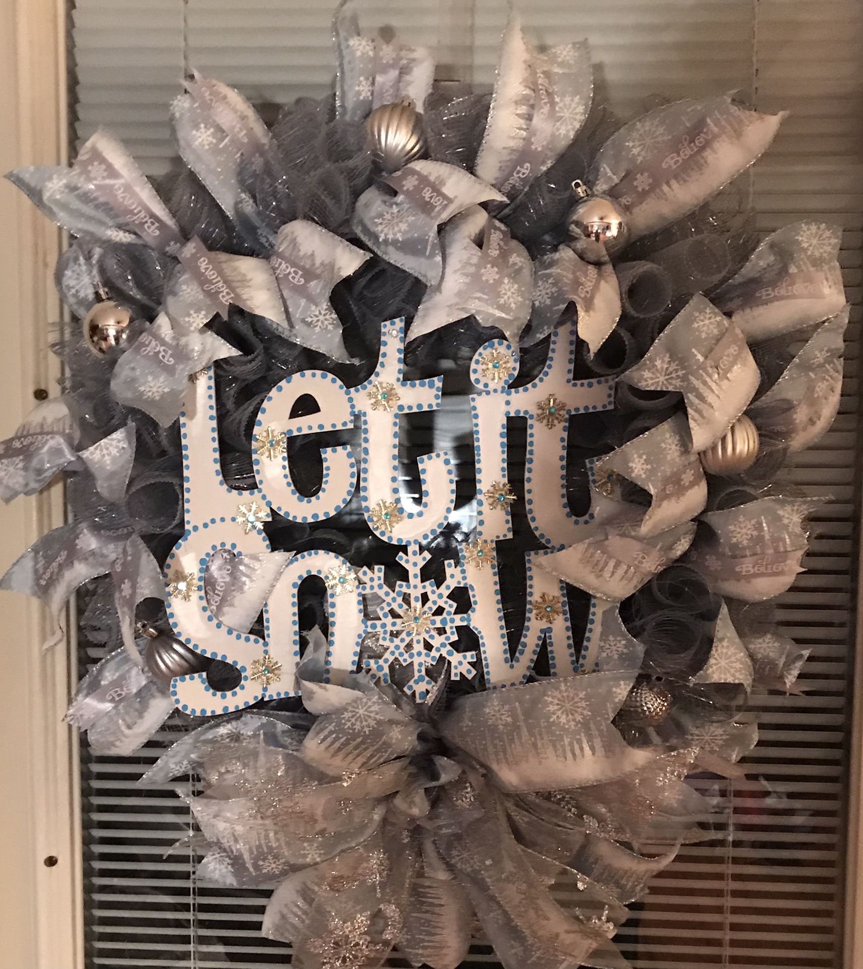 Let it Snow Wreath