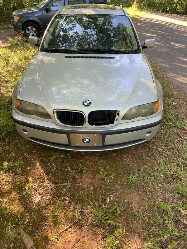 2004 BMW 201k miles need gone ASAP clean title for Sale in Holly
