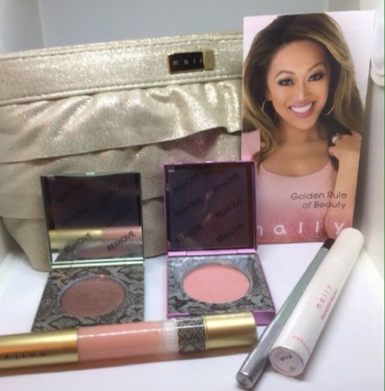 NEW MALLY GOLDEN RULE OF BEAUTY KIT