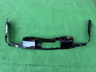 Cadillac Escalade Rear Lower Bumper Trasero De Abajo 2021 2022 2023 2024