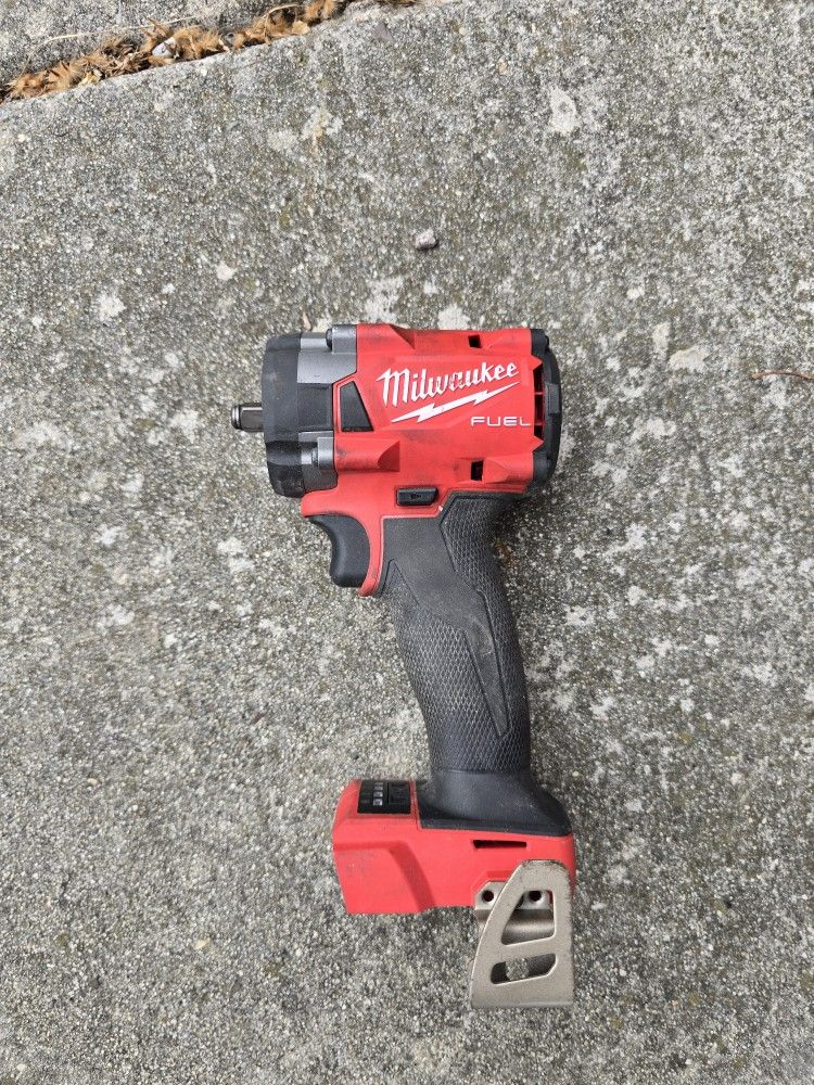 Milwaukee 3/8 Impact Wrench