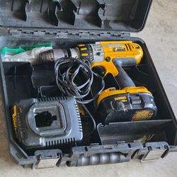 Dewalt 18 volt hammer drill