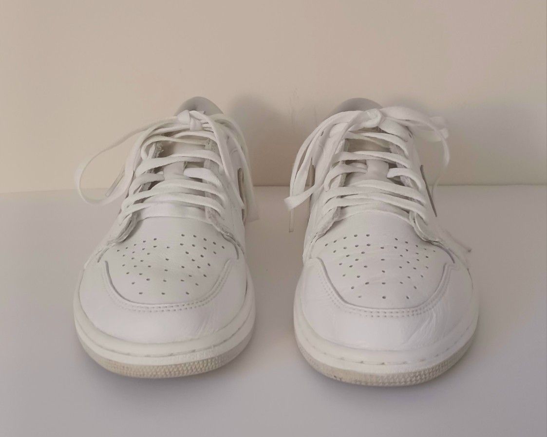 Jordan 1 Low OG Neutral Gray Sneakers - Size 11