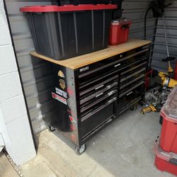 Husky Tool Cabinet 