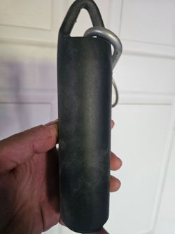 Nunchuck grips
