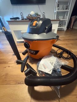 9 Gal. 4.25 Peak HP NXT Shop Vacuum Wet Dry Vac with General Debris Filter, Locking Hose and Attachments HD09001