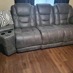 2 Piece Reclining Sectional 