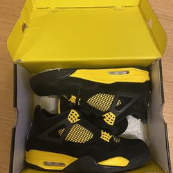 Jordan 4s Yellow Thunders Size 12