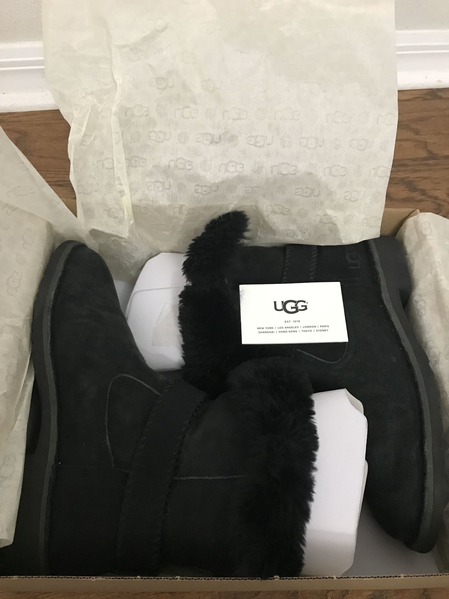 Ugg Black Boots Cedric size 8