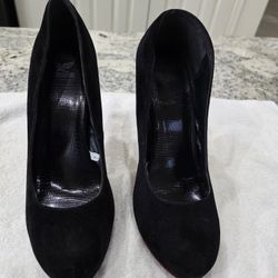 Black High Heels with design heel