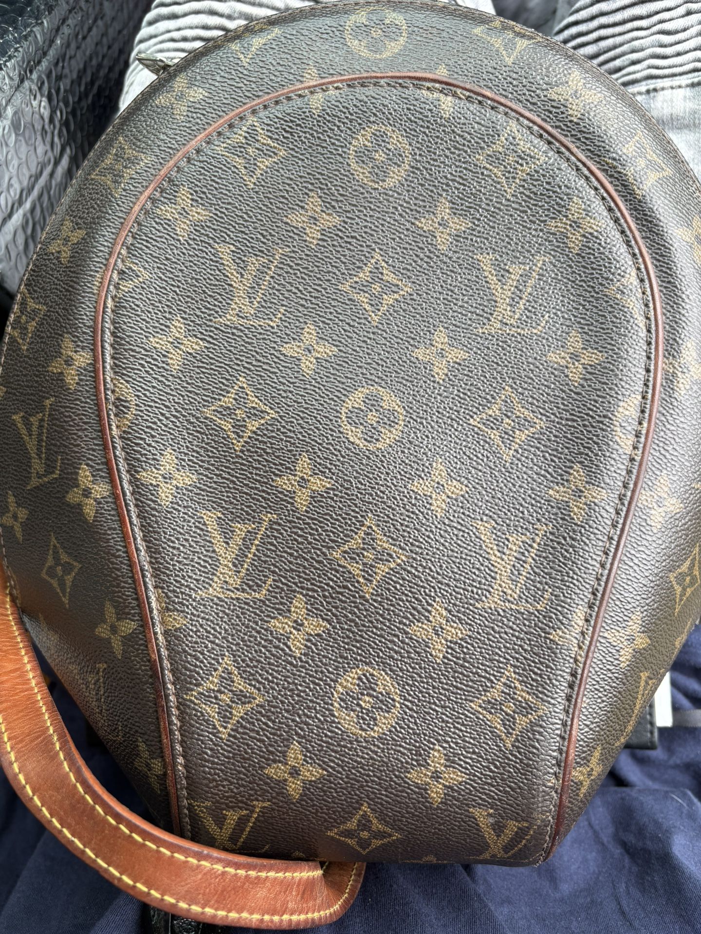 2001 Louis Vuitton Vintage Bookbag