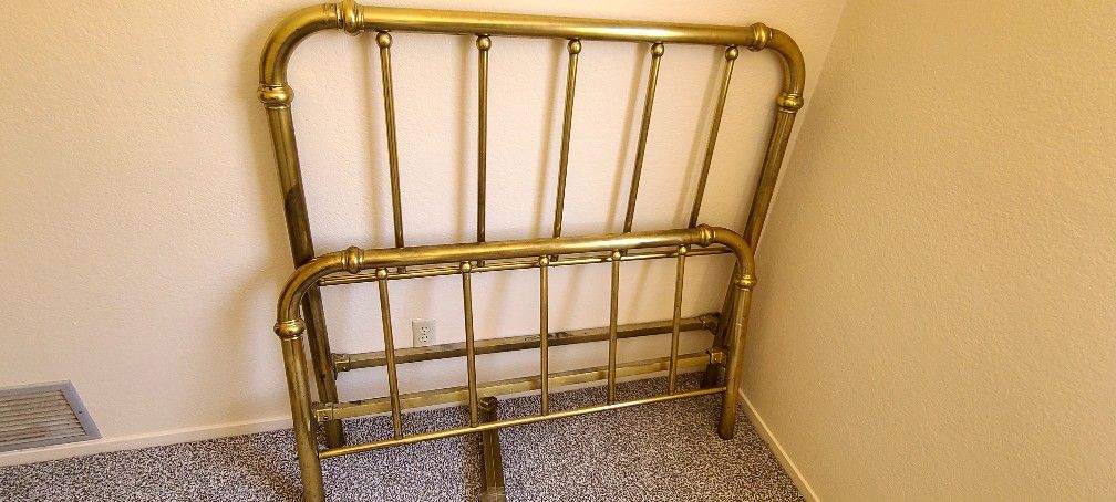 Antique Glossy Brass Bed "Full"