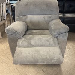 Recliner $400 brand new