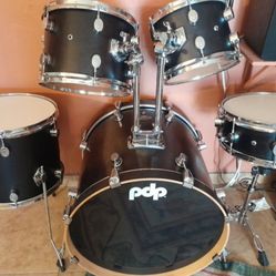Pacific DW PDP Cymals Drums Instruments Percussion Music Entertainment Drumset 