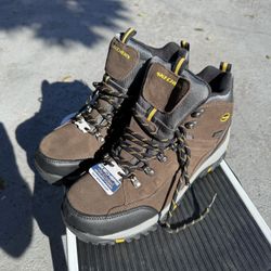 Skechers Waterproof Hiking Boots Size 8 - New 