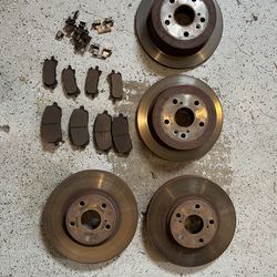 Front And Rear Rotors And Pads - 2005 Highlander