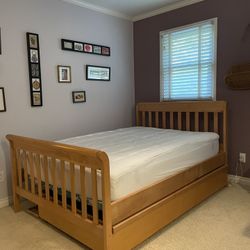 Solid Wood Trundle Bed - Full 