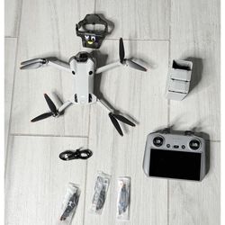 DJI Mini 4 Pro Fly More Combo Plus (DJI RC 2) Incl 2 Batteries