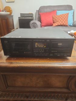 Pioneer Cassette player