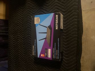 Netgear Nighthawk AC1900 R7000 smart WiFi router