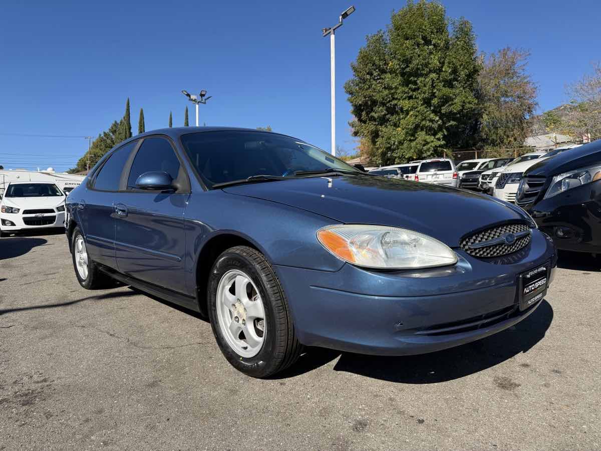 2002 Ford Taurus