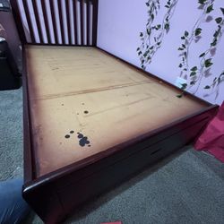 Solid Wood Twin Bed With Drawers