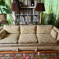 Vintage 1970s Floral Couch