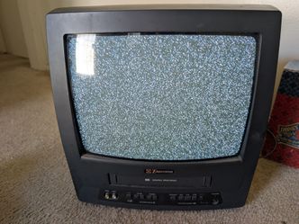 Emerson Ewc1303 13" CRT tv & VCR combo (( VHS not working)) sold as is