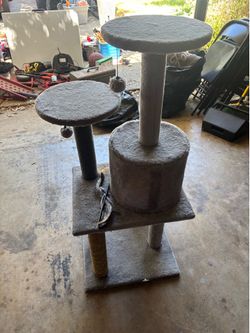 Multilevel cat tree with lots of extras!