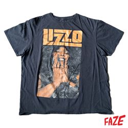 Women’s Graphic Lizzo T-shirt