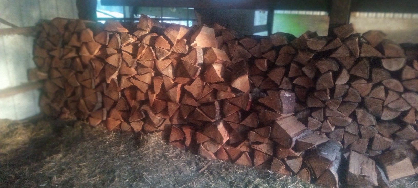Seasoned Firewood 250 +Delivery