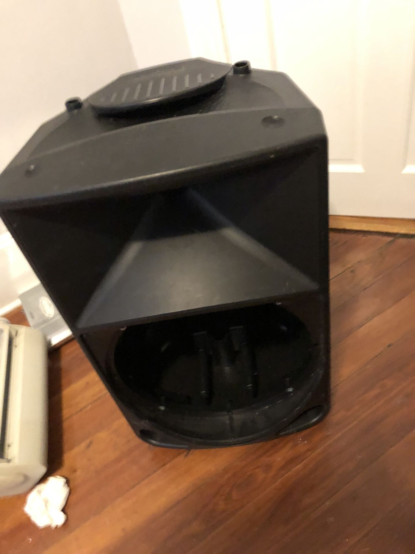 15 Mackie emty box