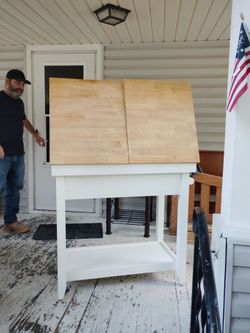 Kitchen island