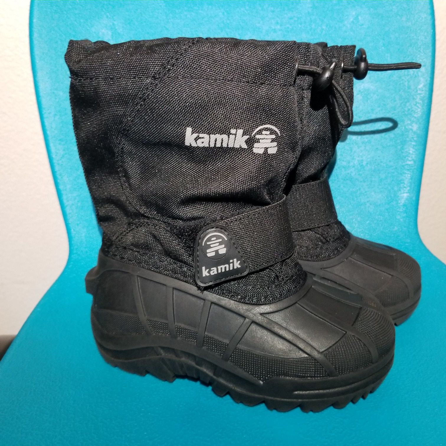 Toddler boy girl Kamik snow winter boots shoes size 8 size 8T