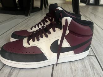 Men’s Size 11 Nikes